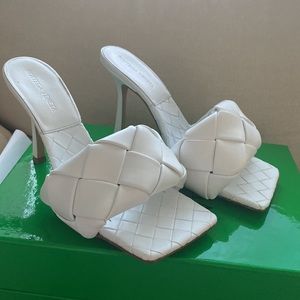Bottega Veneta The lido Sandals